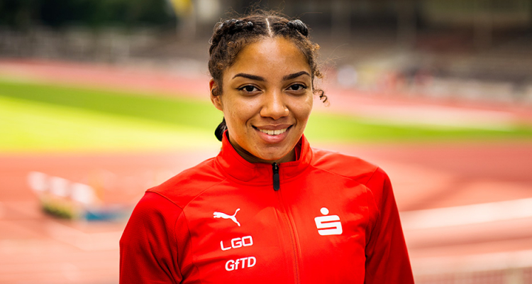 Samira Attermeyer mit erstem Sechs-Meter-Sprung der Saison